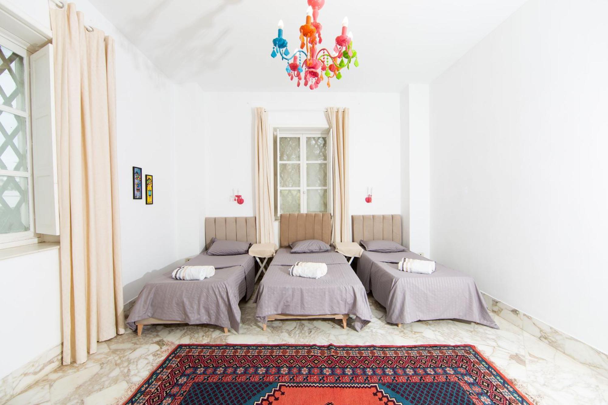 Appartement Prive Dans Une Grande Maison D'Hote La Marsa Exteriör bild